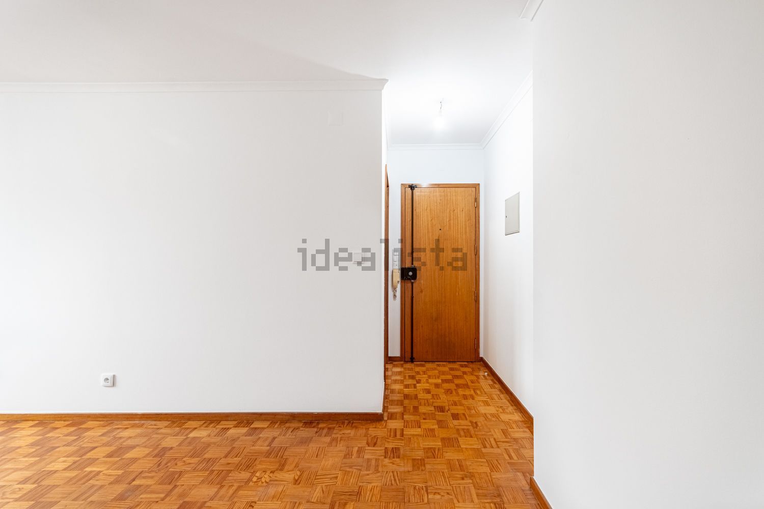 T0（单人公寓）出售在Rua dos Três Vales, 79 - 居住