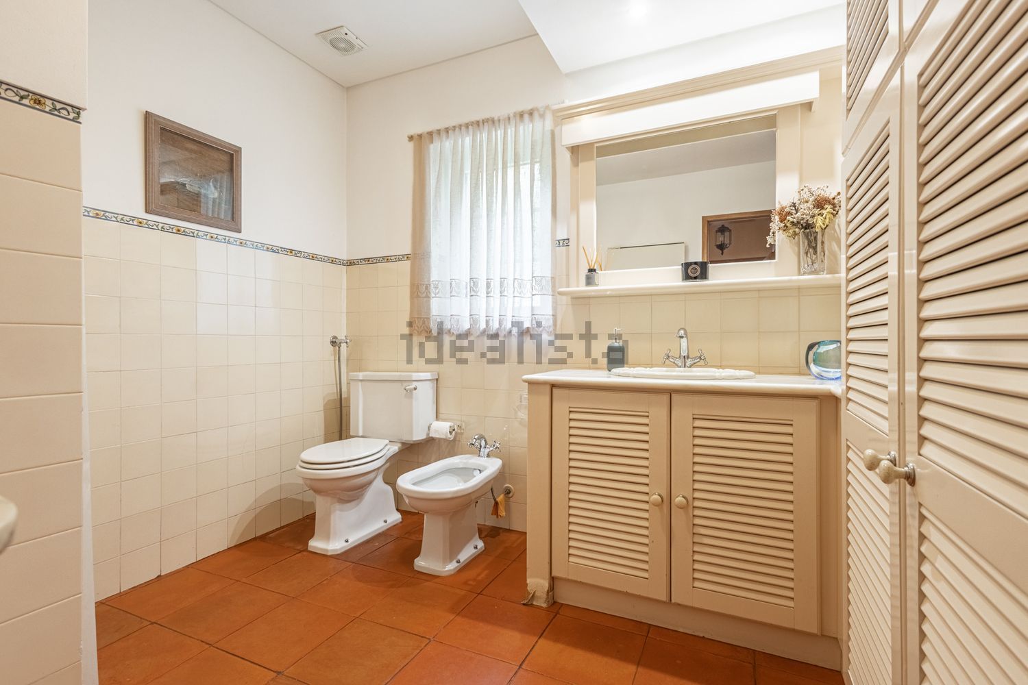 小楼房或独栋别墅出售Estr. da Serralheira de Baixo - 卫生间