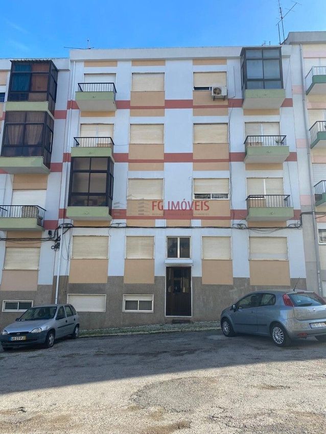 公寓 t2出售在Rua José Elias Garcia