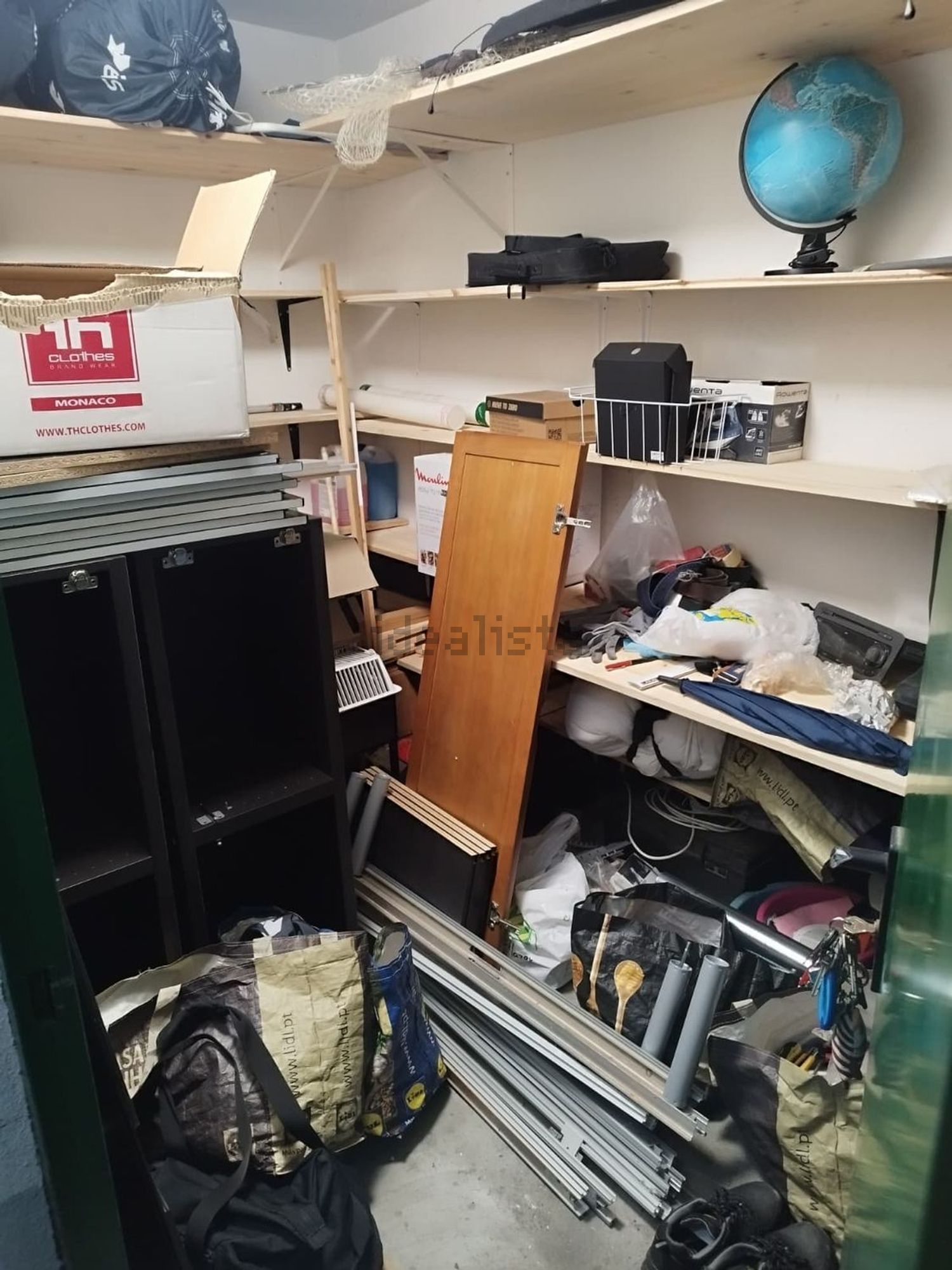 出租公寓 t3在Rua José Vianna da Motta, 12 - 试衣间