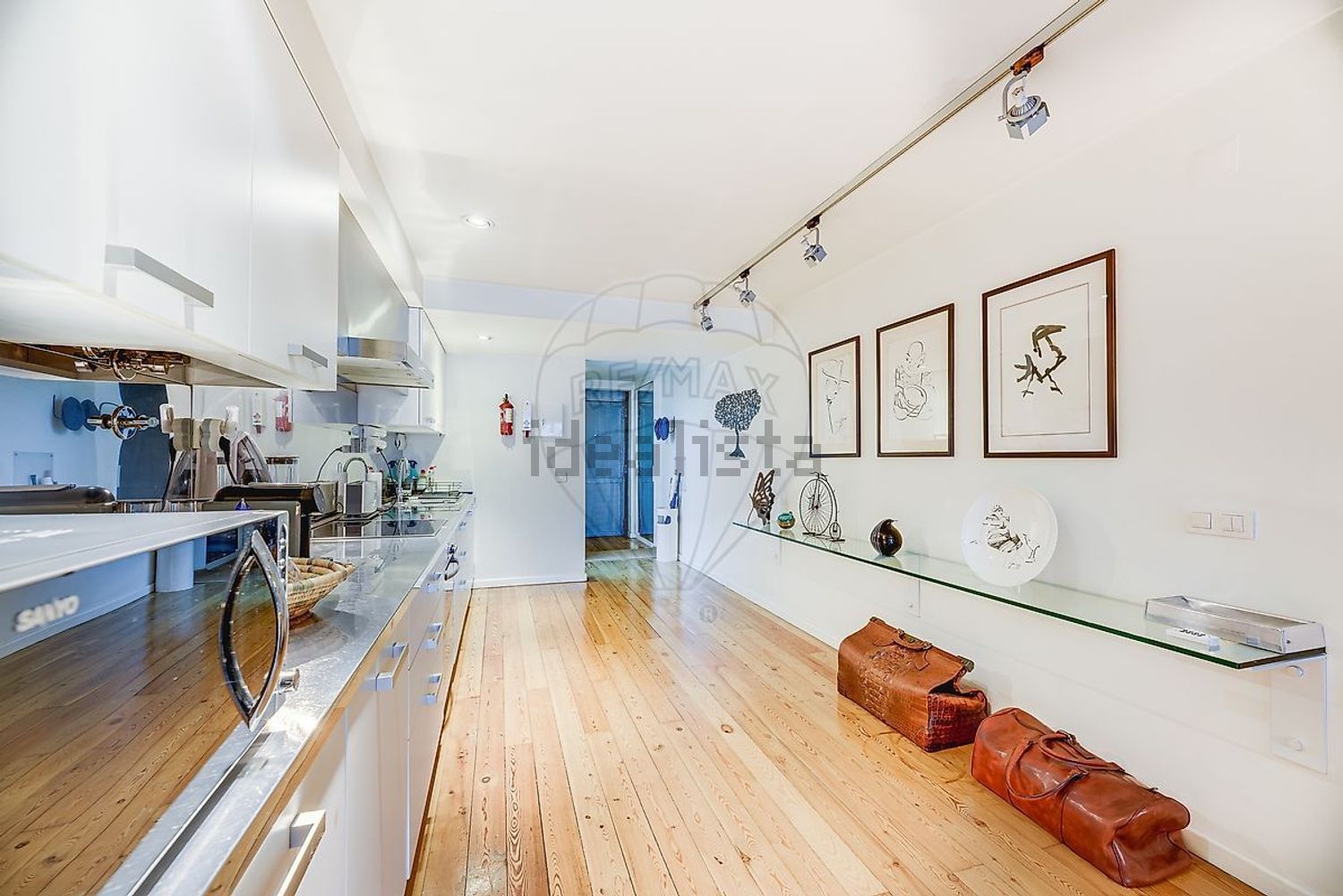 公寓 t1出售在Rua Santos-O-Velho - 客厅