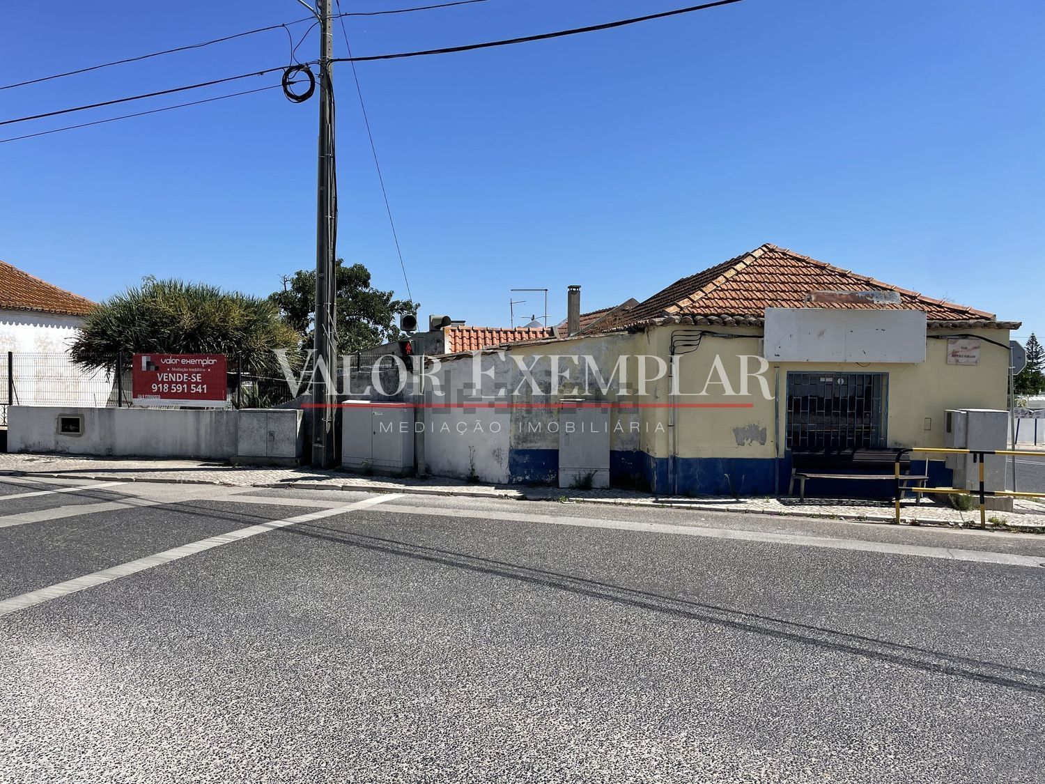 联排别墅出售在Moita - 外立面