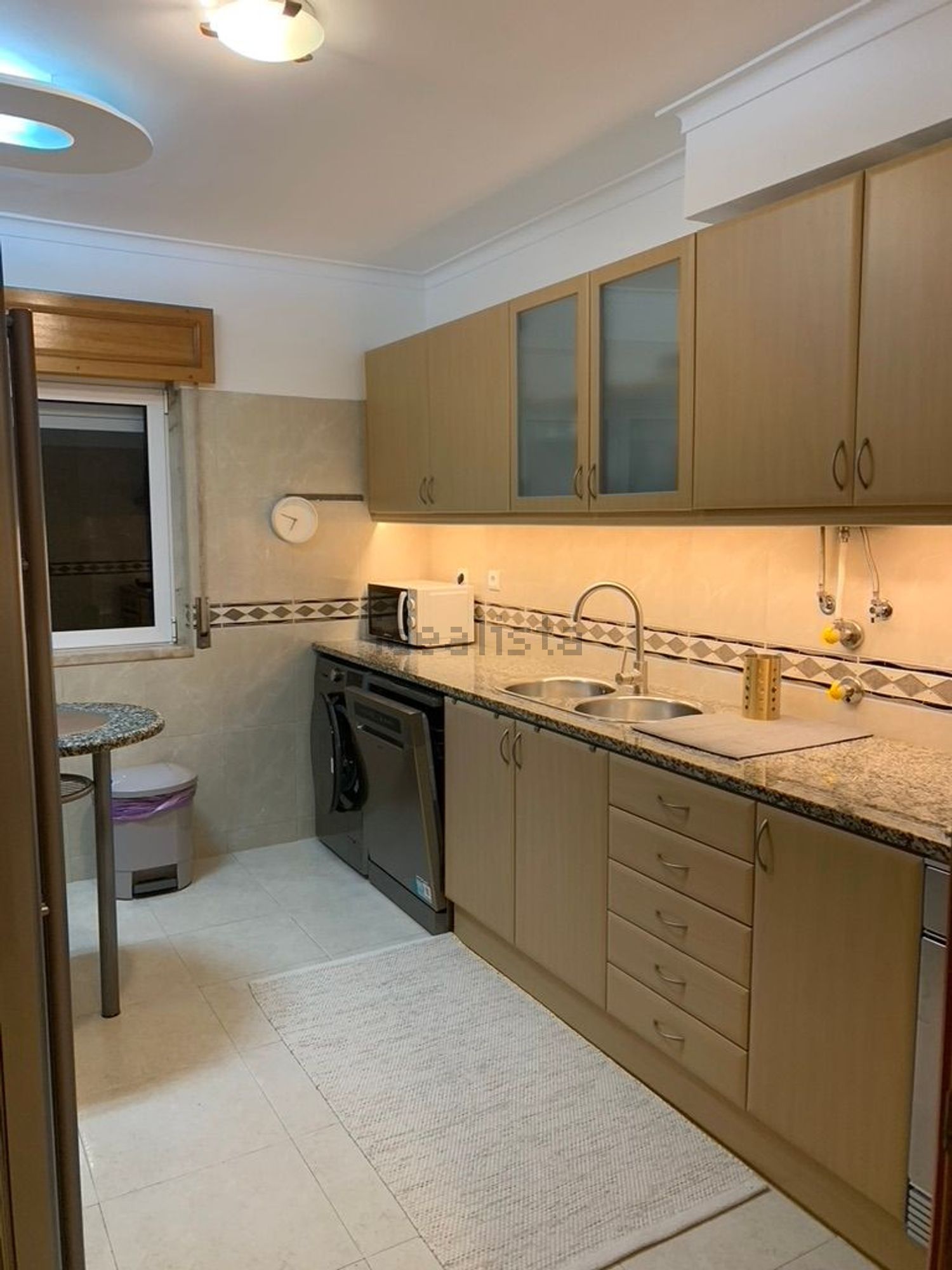 出租房间在Avenida de Fitares, 23 - 厨房