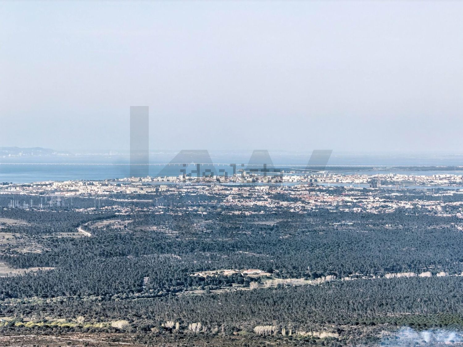 小楼房或独栋别墅出售在Rua da Mesquita s/n - 视线