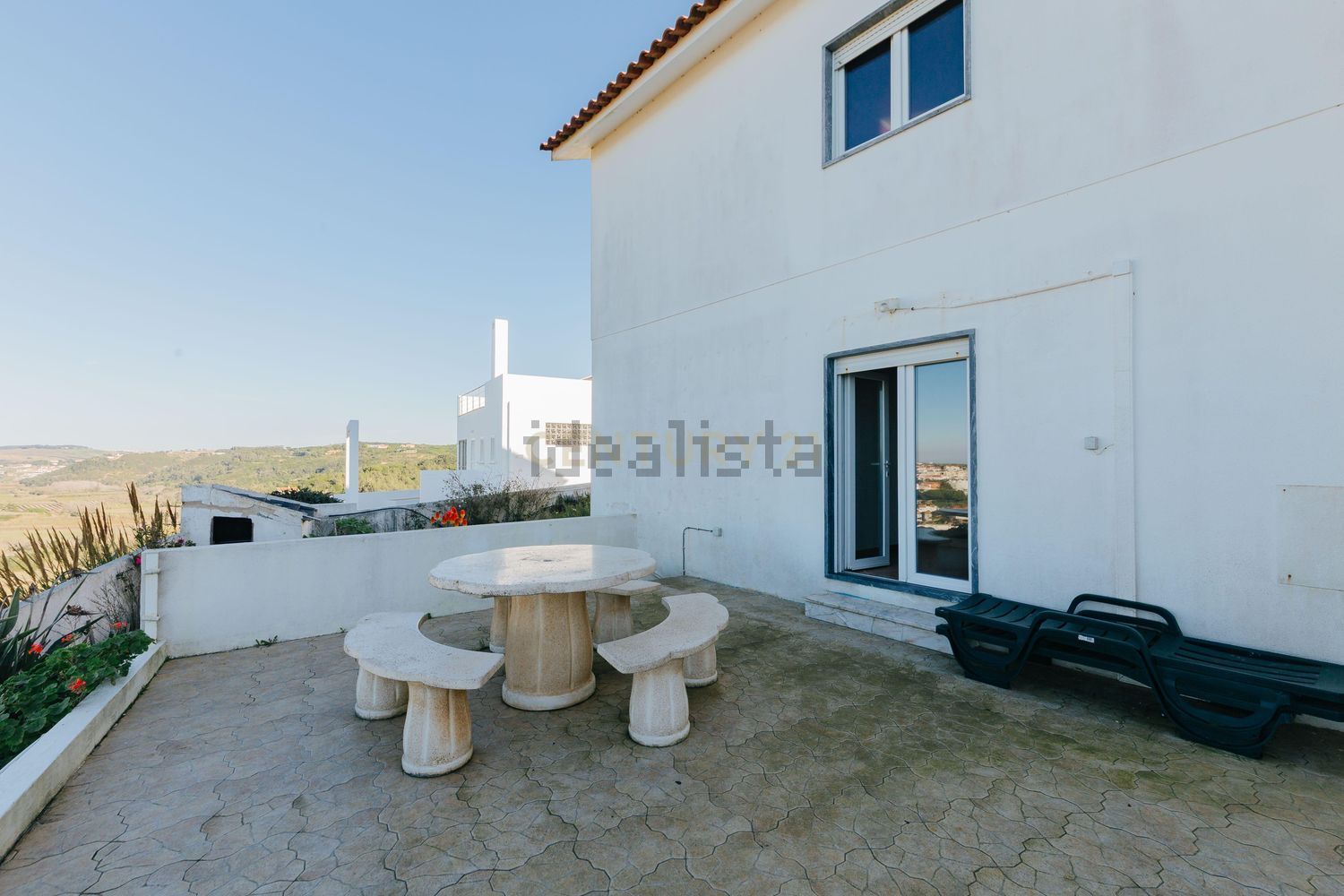 小楼房或独栋别墅出售在Santo Isidoro - 外立面