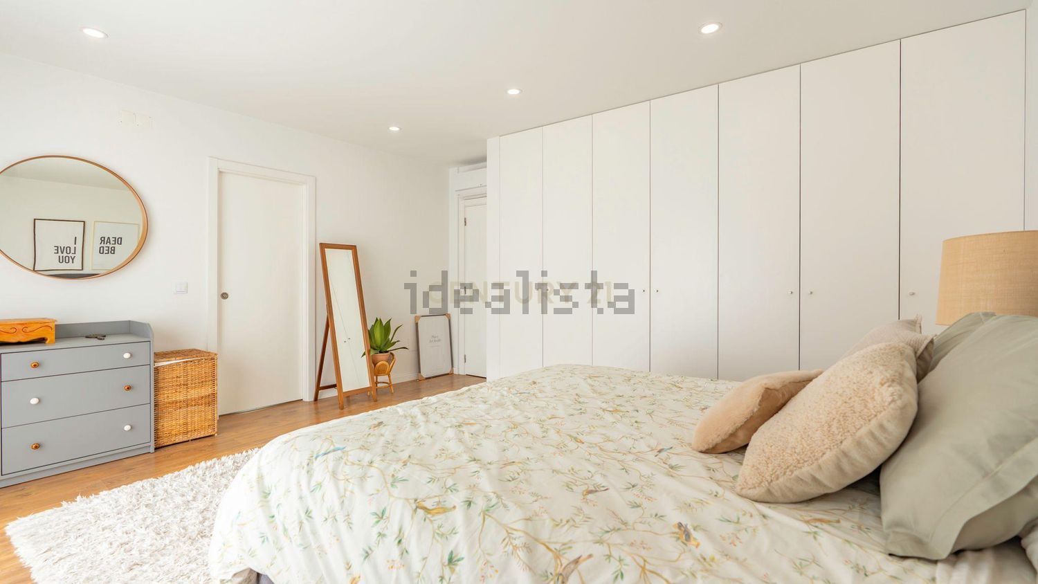 小楼房或独栋别墅出售在Avenida Engenheiro Arantes e Oliveira, 4 - 卧室