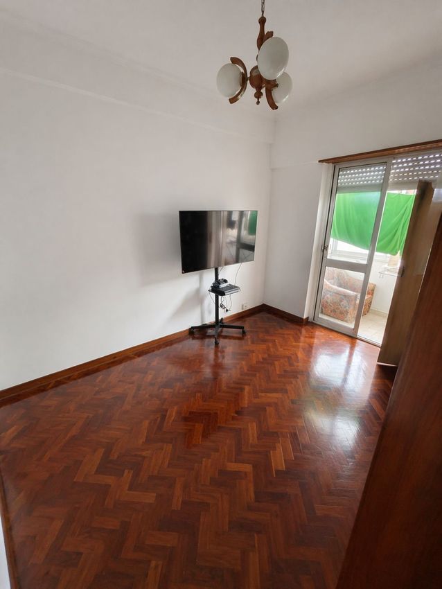 出租房间在Rua Sacadura Cabral, 8