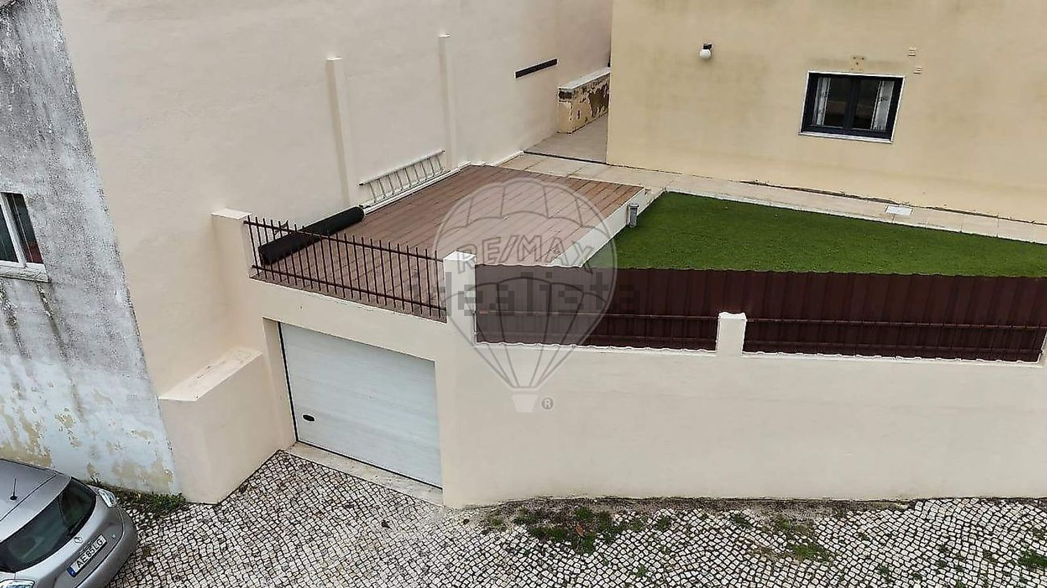 小楼房或独栋别墅出售在Rua Rui Pinto de Azevedo - 照片