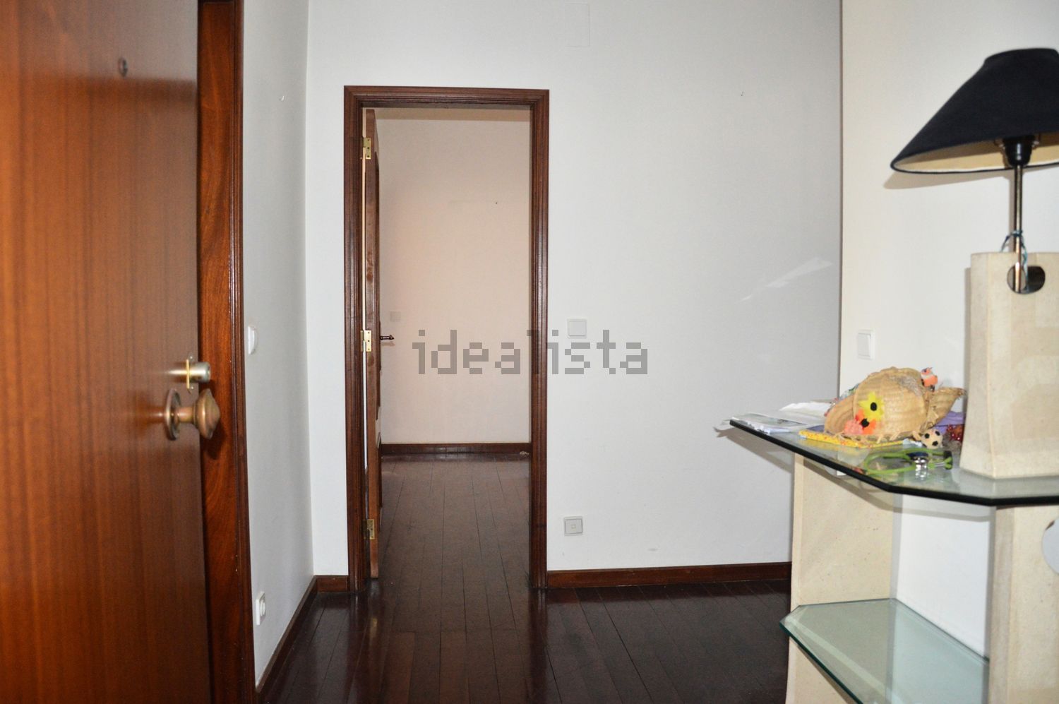 公寓 t4出售在Avenida Alfredo da Silva - 过道