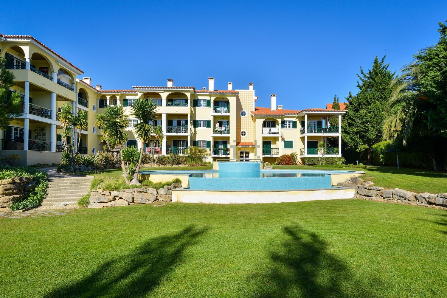 出租公寓 t3在Rua Mato das Cruzadas, 7 - 游泳池