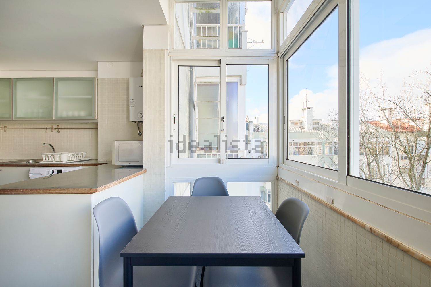 出租房间在Rua Virgínia Vitorino - 厨房