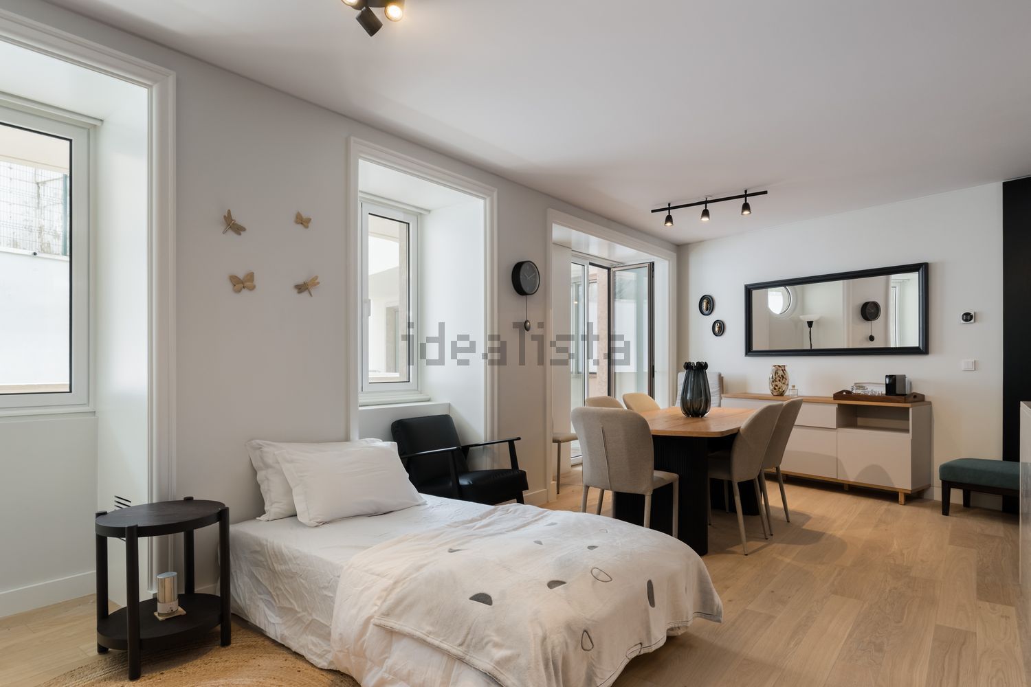 出租公寓 t1在Rua do Telhal, 72 - 客厅