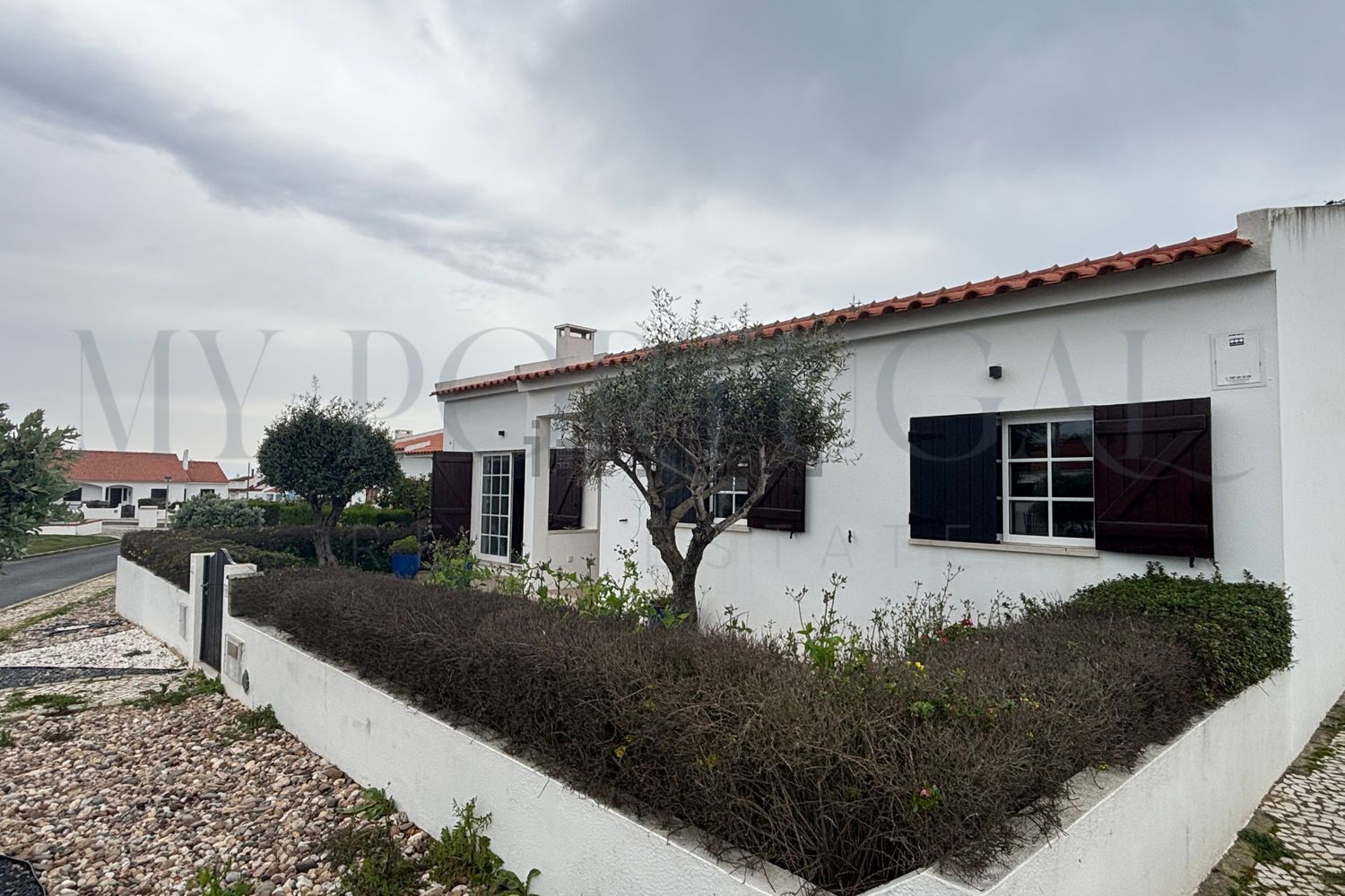 出租小楼房或独栋别墅在Praceta da Liberdade - 外立面