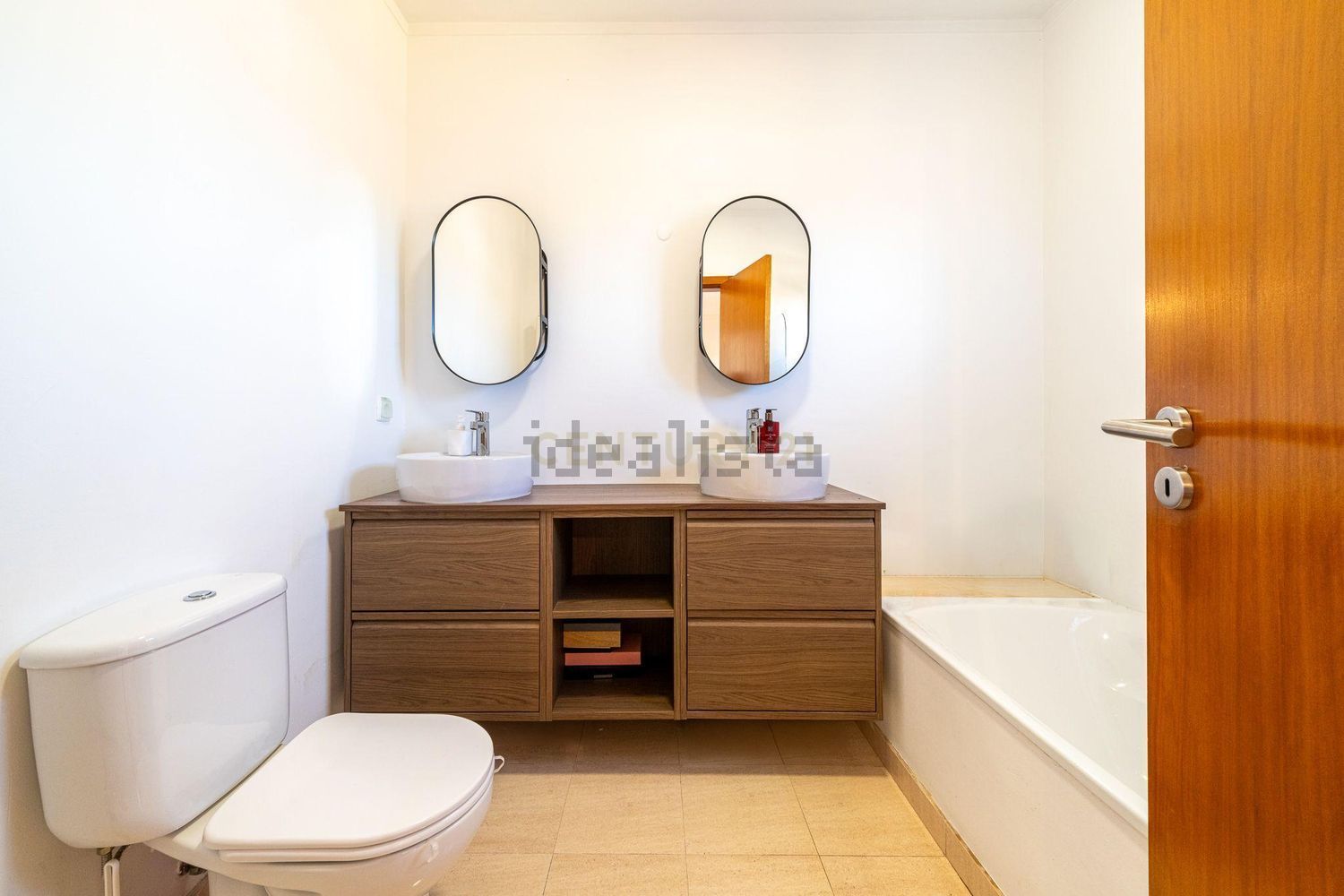 小楼房或独栋别墅出售在Rua da Encosta de São Silvestre, 21 - 照片