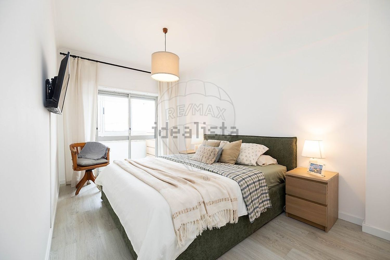 出租公寓 t2在Praceta João de Deus - 卧室