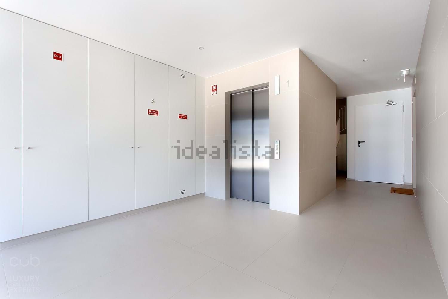 出租公寓 t2在Avenida José Cardoso Pires, 8 - 居住