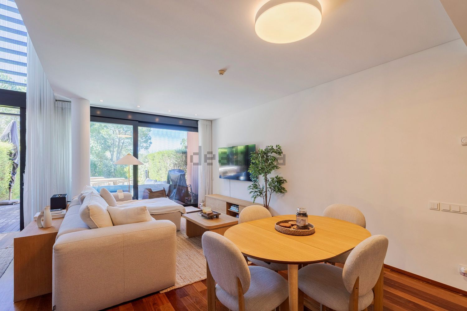 联排别墅出售troia - 客厅