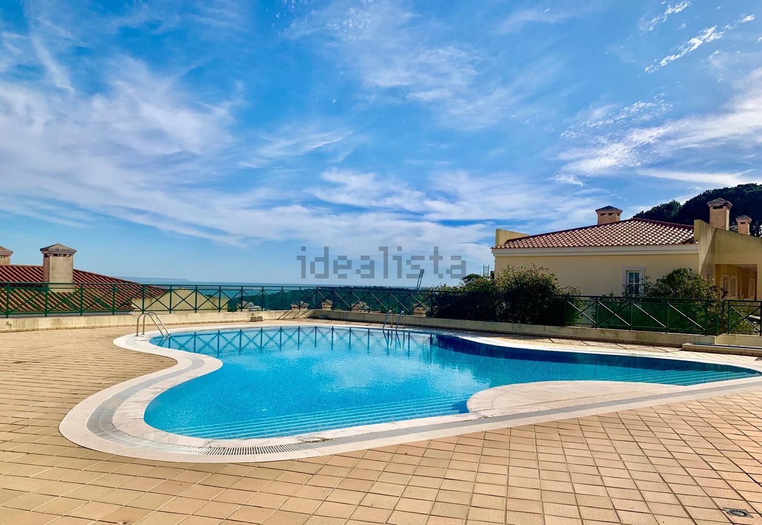 出租公寓 t1在Rua Almada Negreiros, 14 - 游泳池