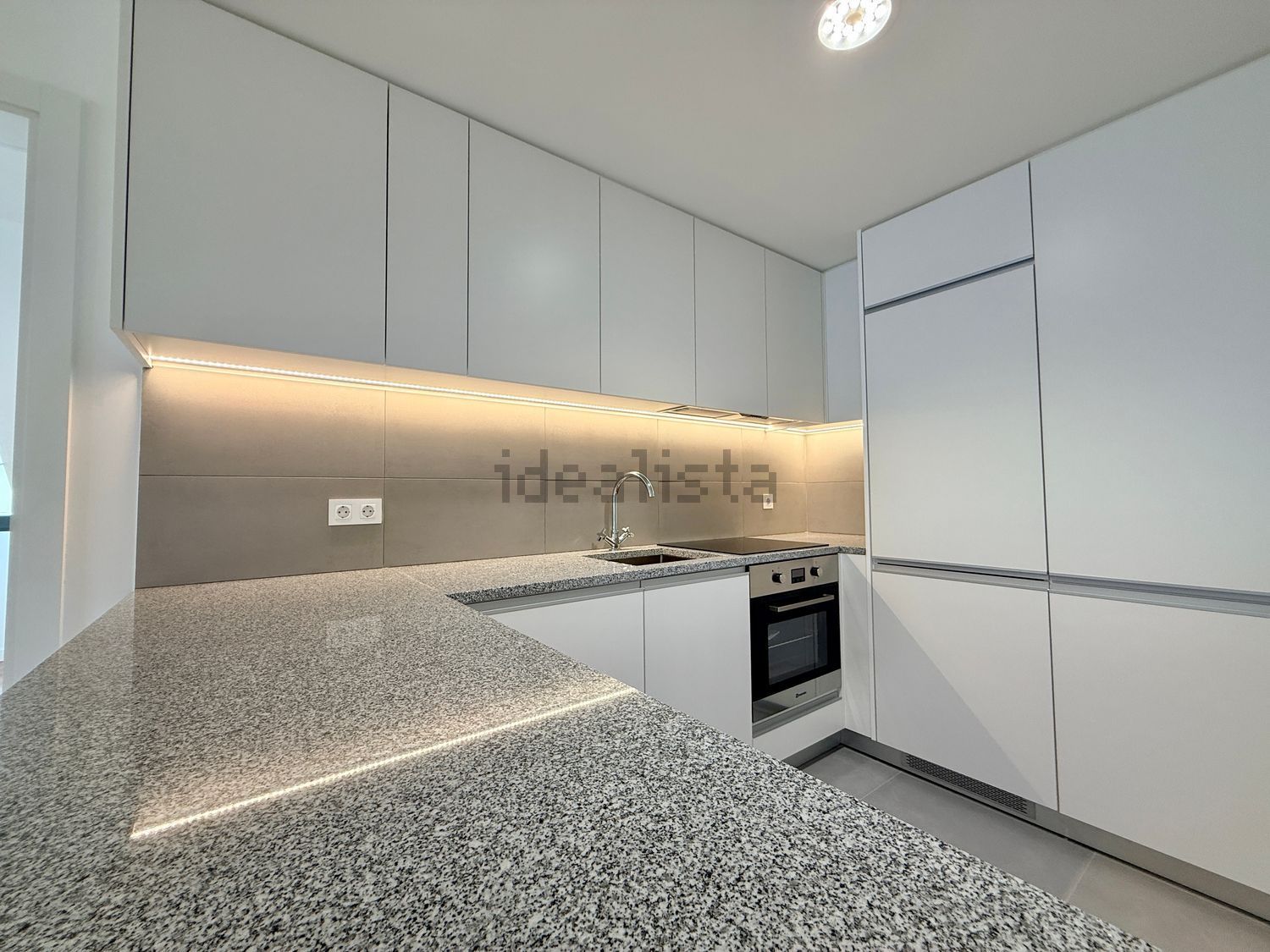 出租公寓 t1在Rua Artur Ferreira da Silva - 厨房