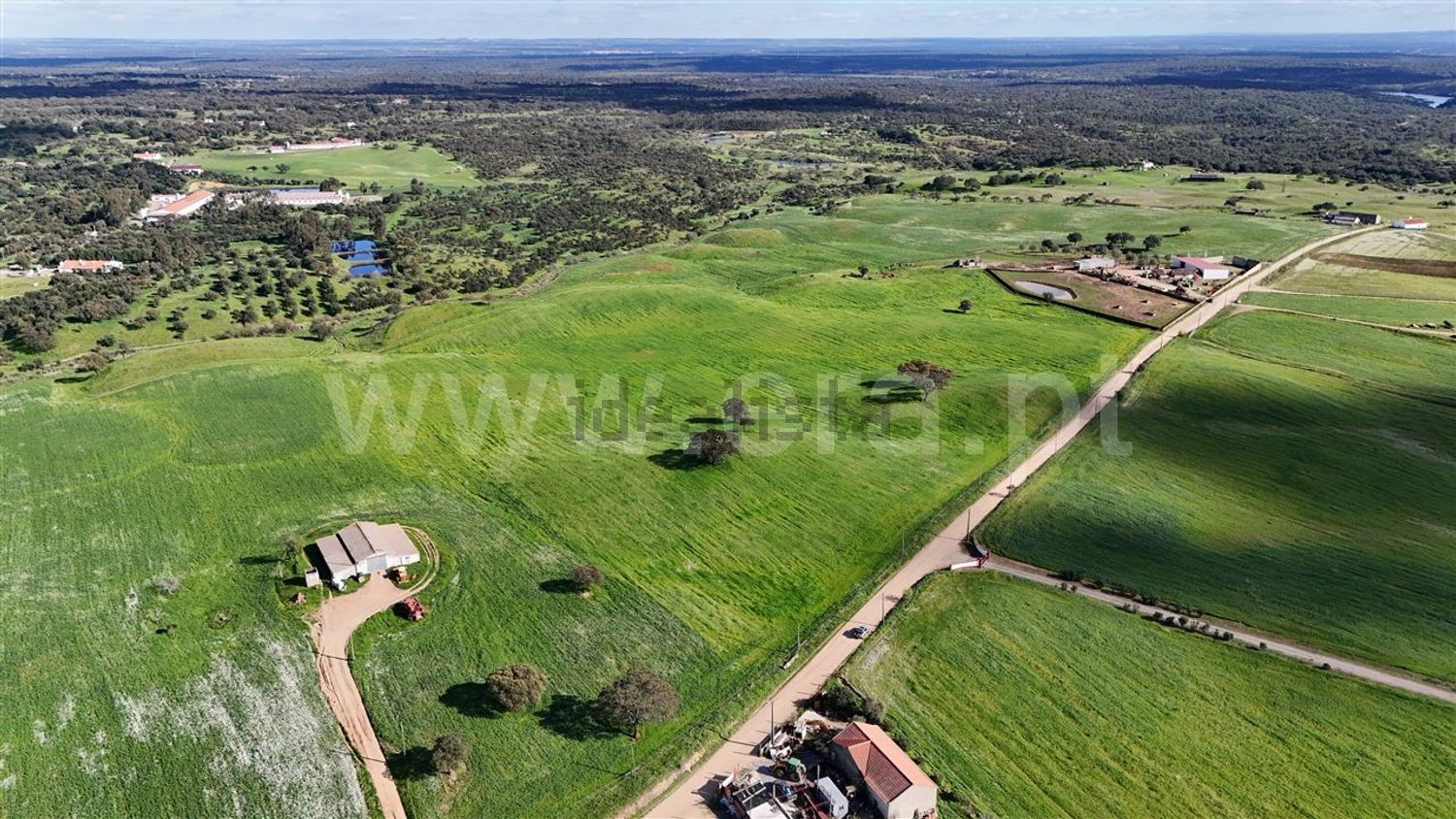 庄园出售在Abela - 照片