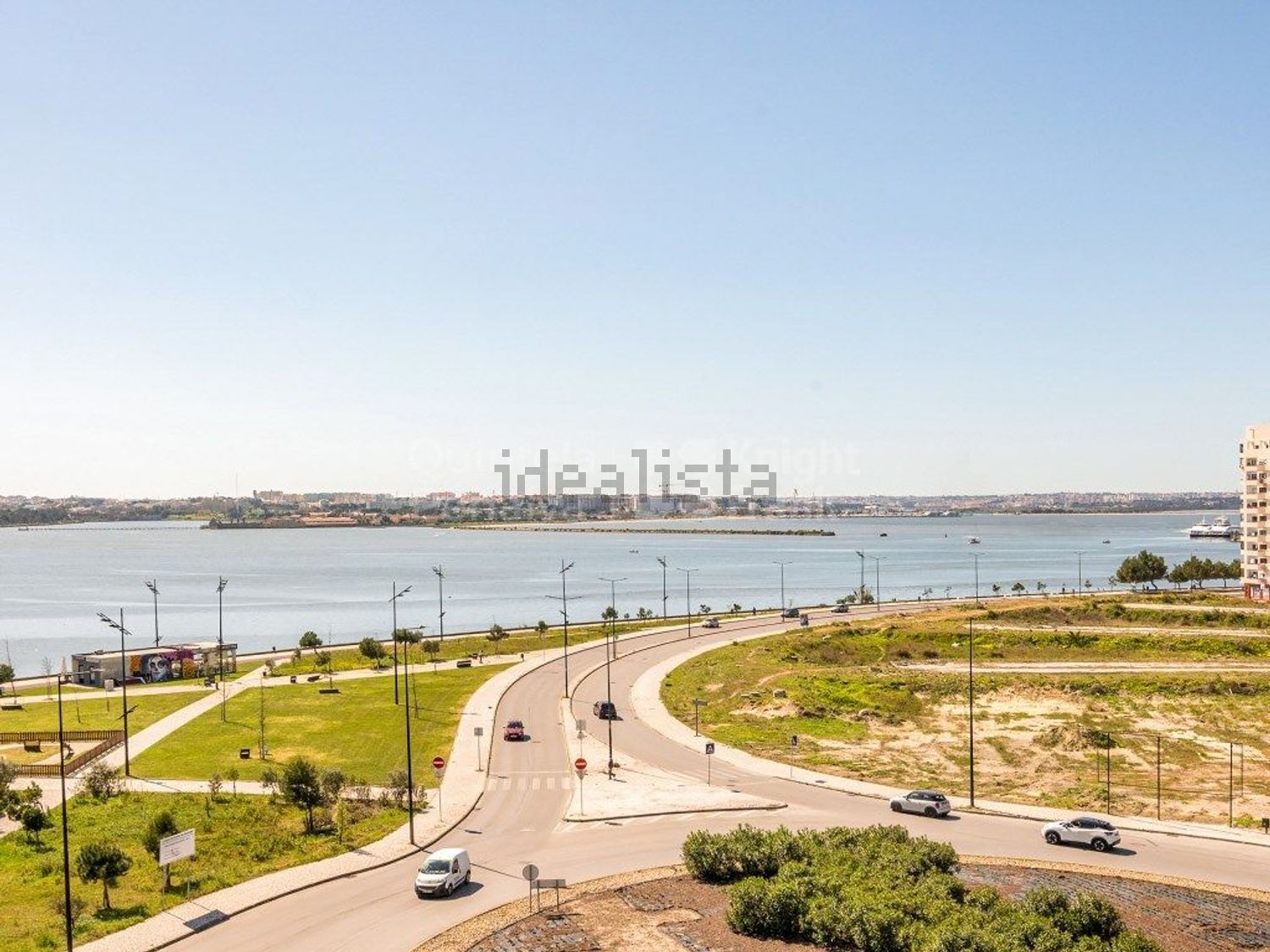 出租公寓 t3在Avenida da Liberdade, 19 - 视线