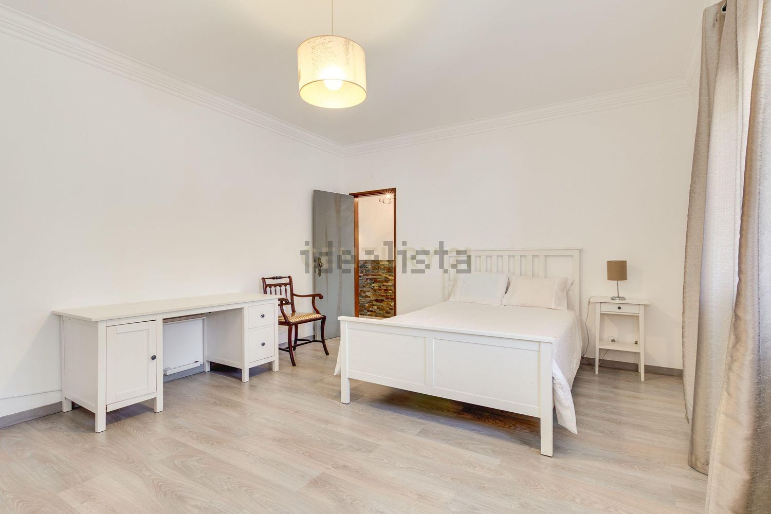 小楼房或独栋别墅出售在Rua São Valentim, 236 b - 卧室