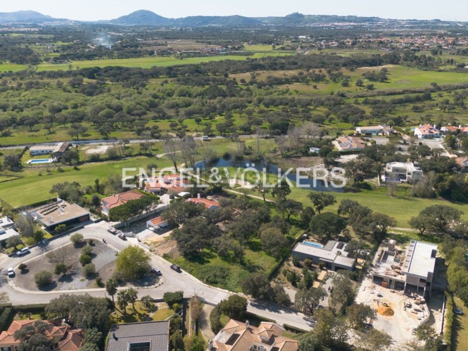 小楼房或独栋别墅出售在Avenida do Montado, 39 - 视线