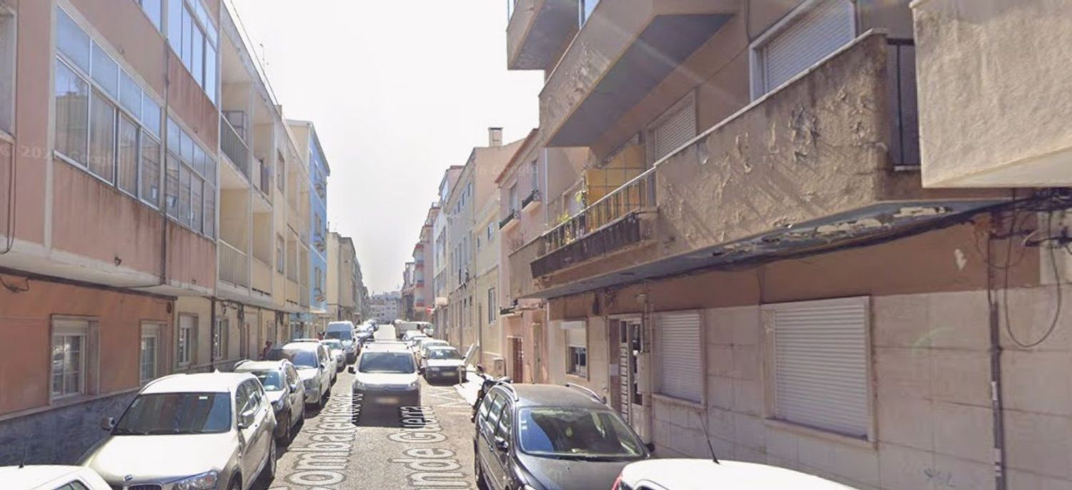 公寓 t2出售在Centro de Queluz