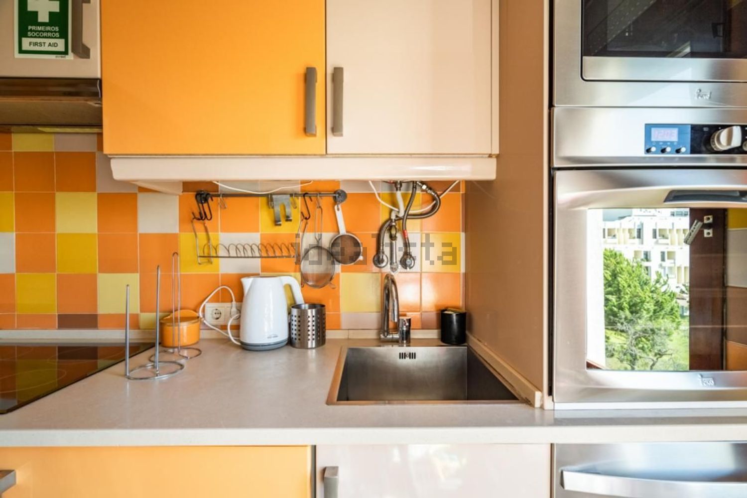 出租公寓 t2在Alameda do Zambujeiro - 厨房