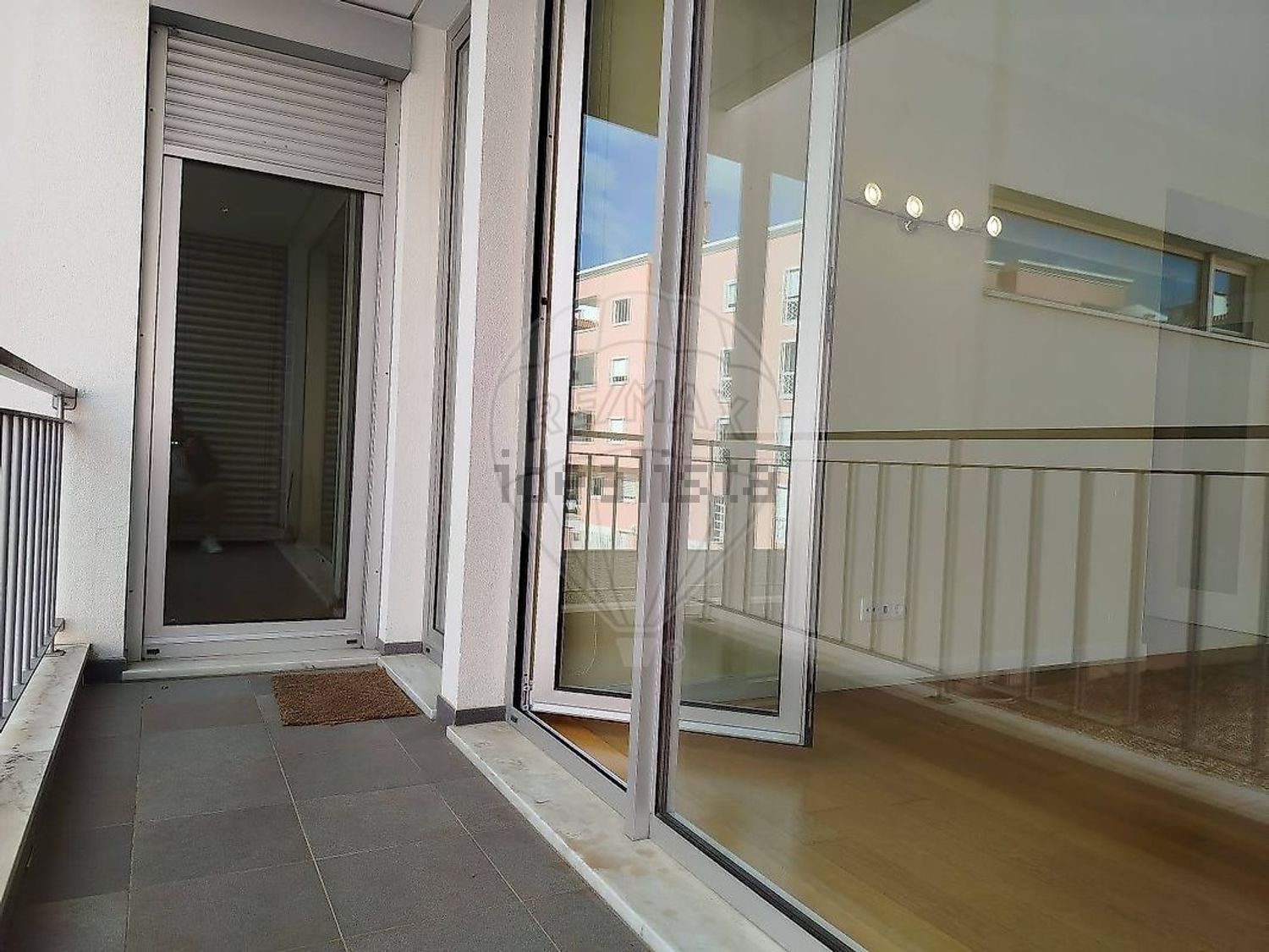 出租公寓 t1在Rua Miguel Torga - 阳台