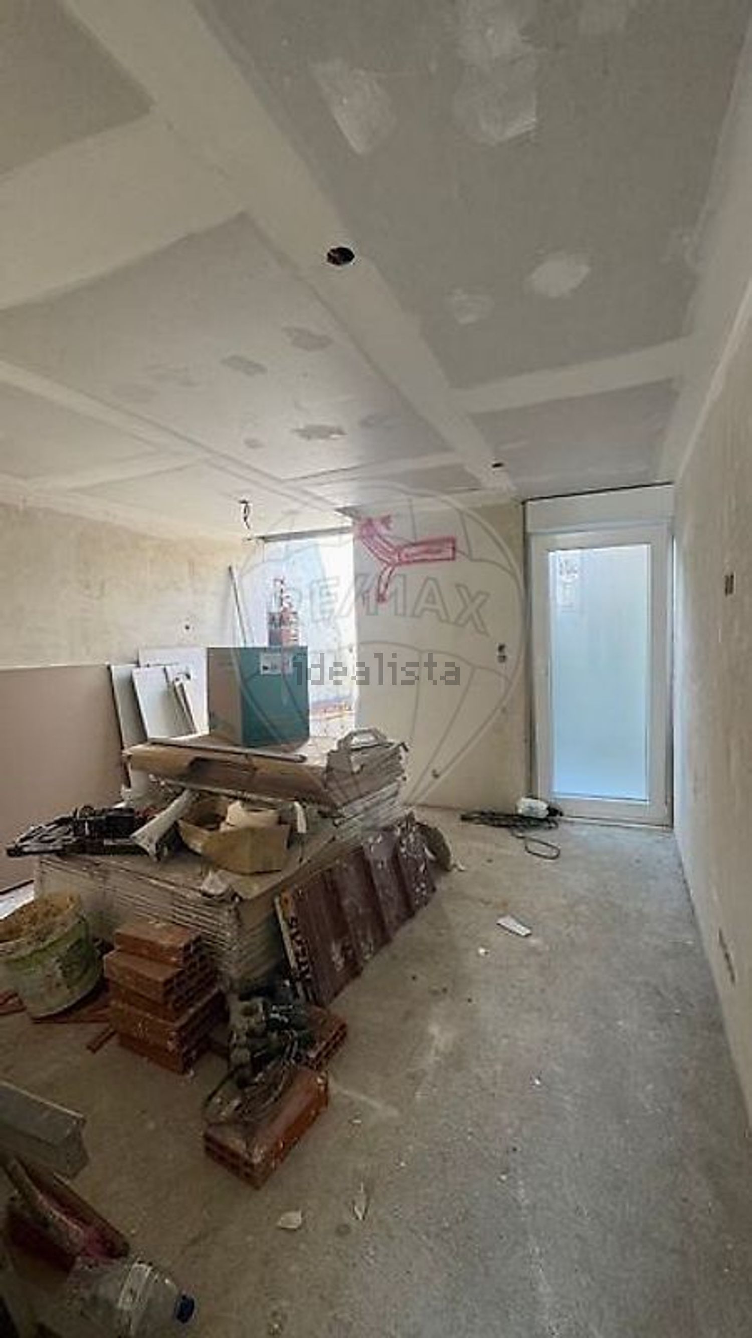 小楼房或独栋别墅出售在Largo Castelo Picado - 客厅