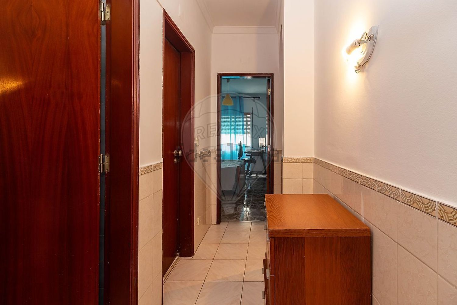 公寓 t3出售在Rua Abel Salazar - 过道