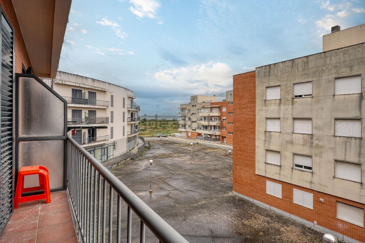 公寓 t2出售在Rua Joly Braga Santos - 视线