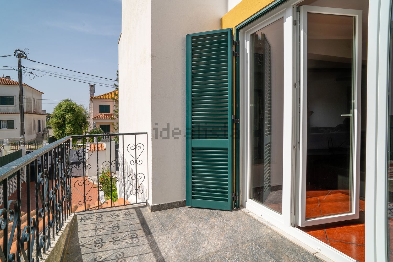 小楼房或独栋别墅出售在Rua da Mesquita, 13 - 阳台