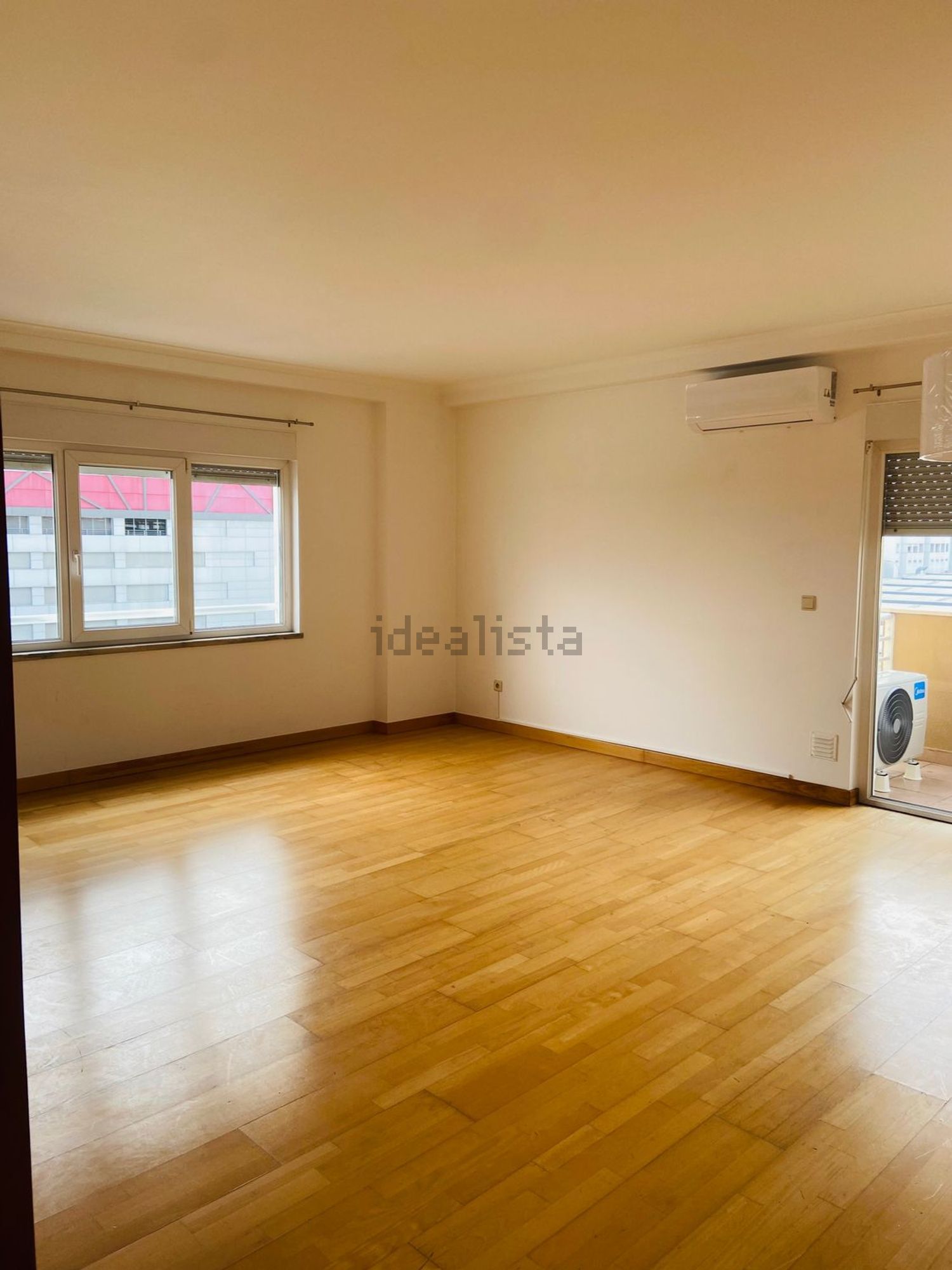 出租公寓 t2在Avenida Edmundo Lima Basto, 7 n - 客厅