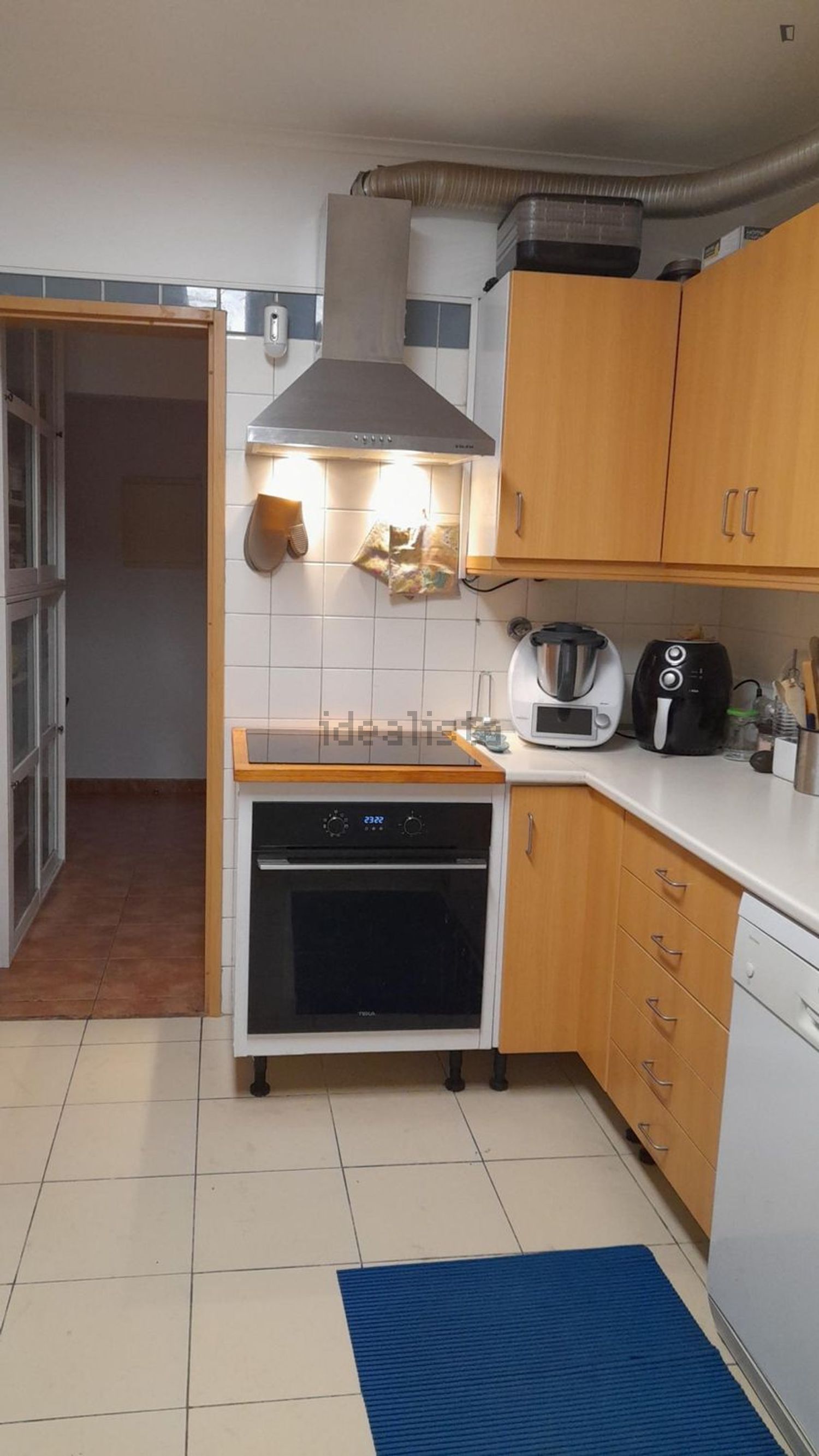 出租房间在Rua Maluda - 厨房