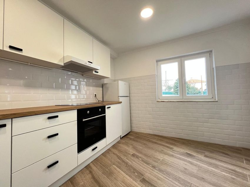 出租双拼别墅在Travessa Professor Victor Oliveira, 6