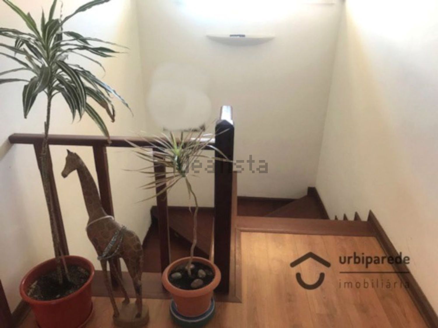 出租小楼房或独栋别墅在Praceta Susana Feitor s/n - 楼梯