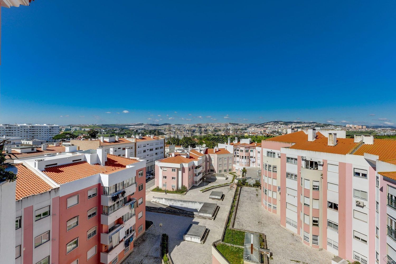 公寓 t3出售在Rua Manuel Martins da Hora, 13 - 视线