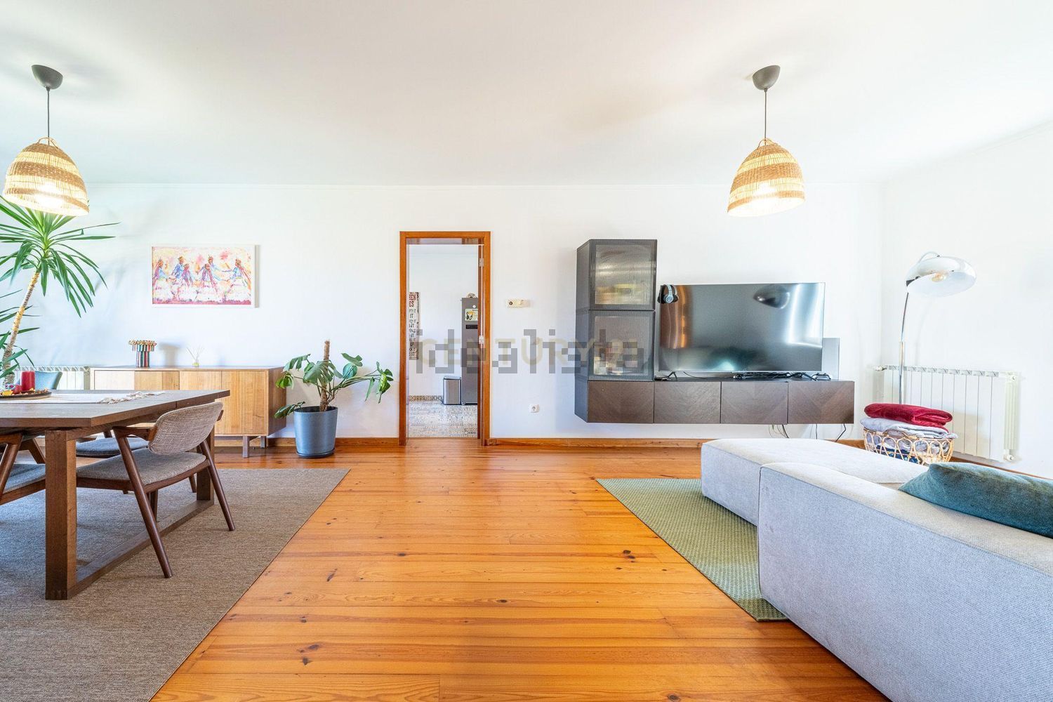 小楼房或独栋别墅出售在Rua da Encosta de São Silvestre, 21 - 客厅