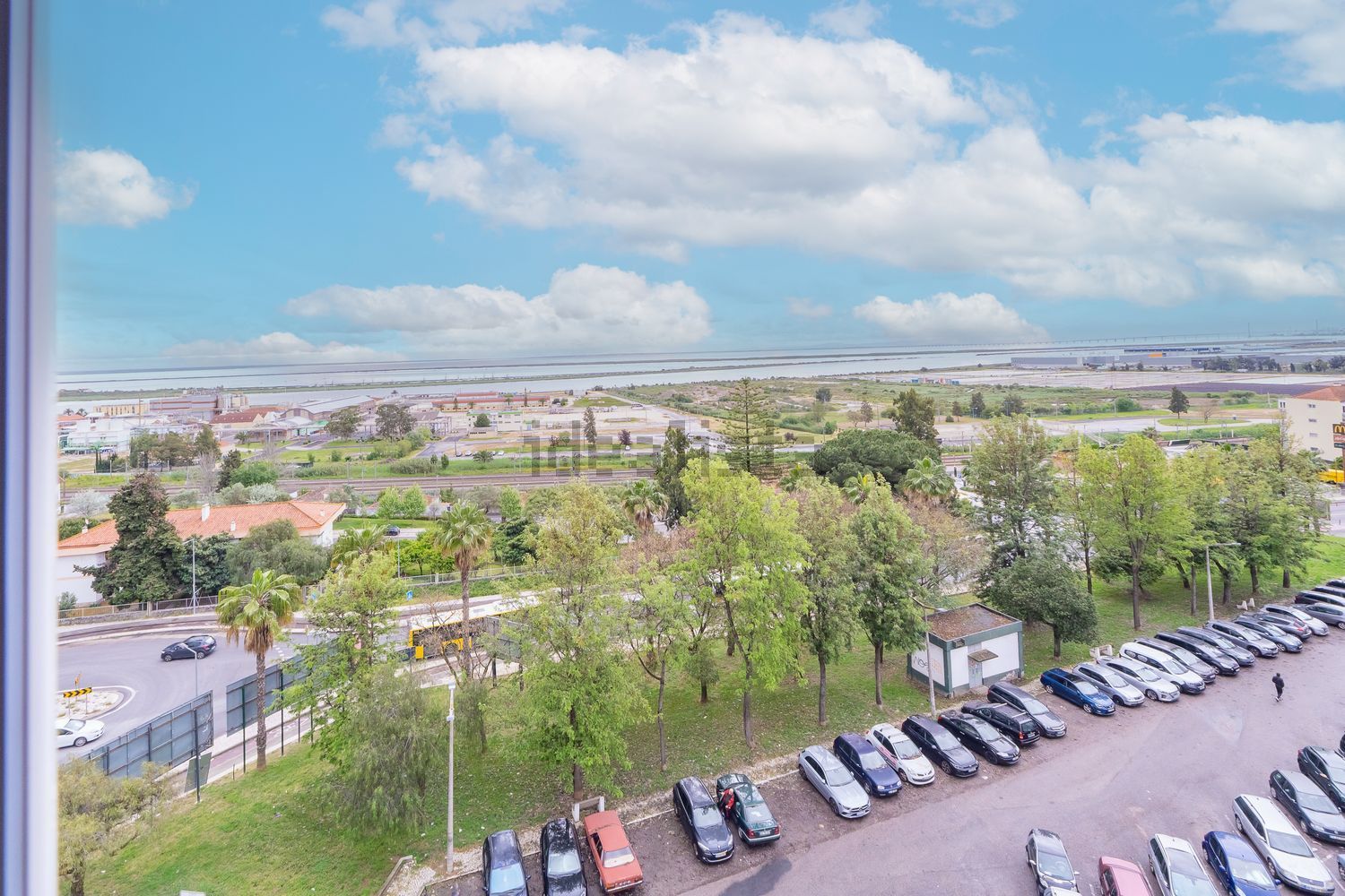 公寓 t3出售在Praceta Ramalho Ortigão - 视线