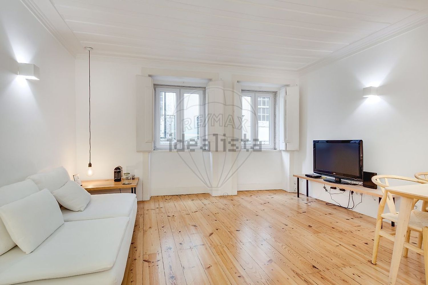 公寓 t2出售在Rua da Atalaia, 68 - 客厅