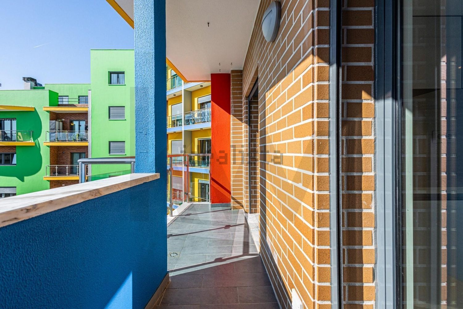 出租公寓 t2在Avenida Amália Rodrigues, 11 - 过道