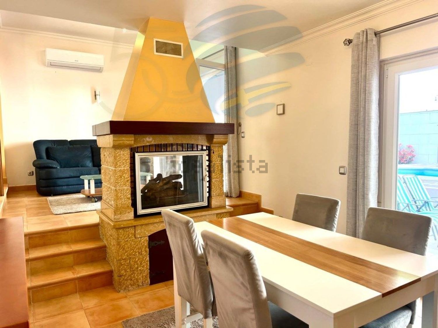 出租小楼房或独栋别墅在Talaíde - 客厅