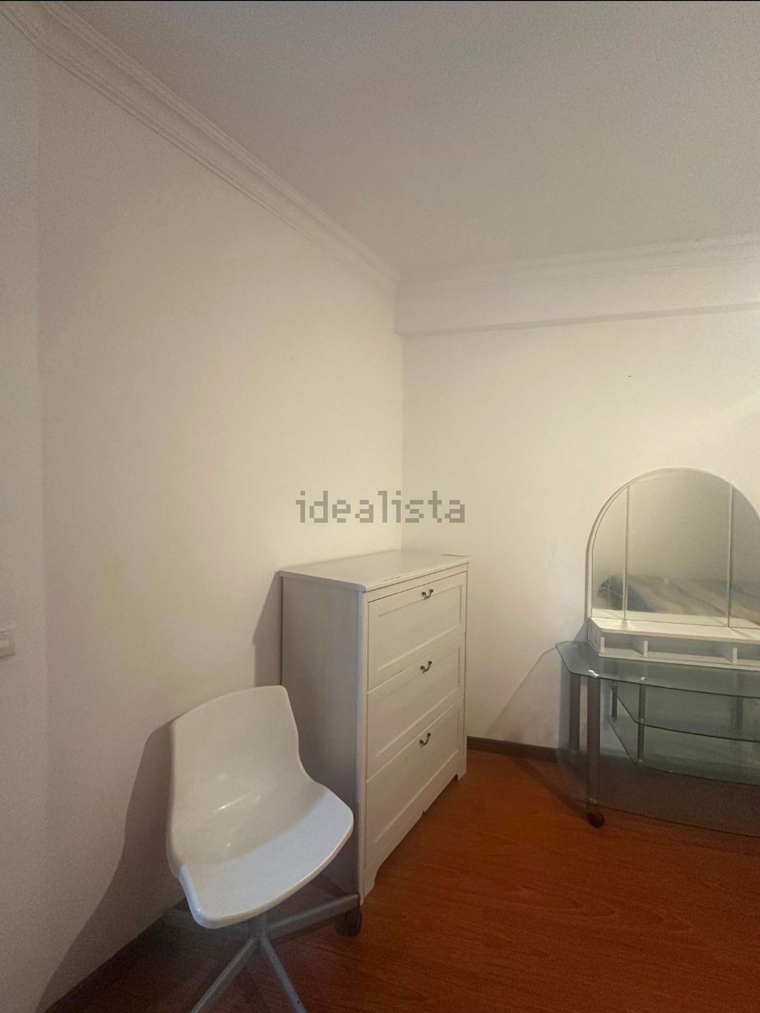 出租房间在Rua Mário Sampaio Ribeiro, 10 - 卧室