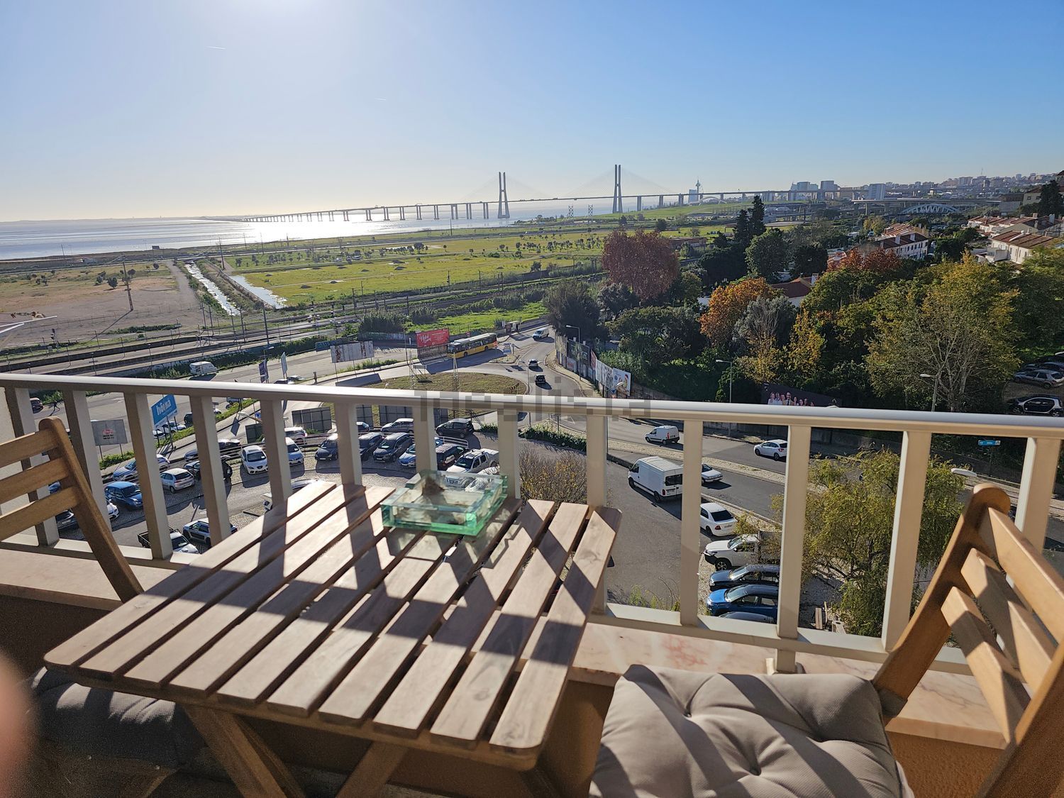 出租房间在Santa Iria de Azoia - São João da Talha - Bobadela - 阳台