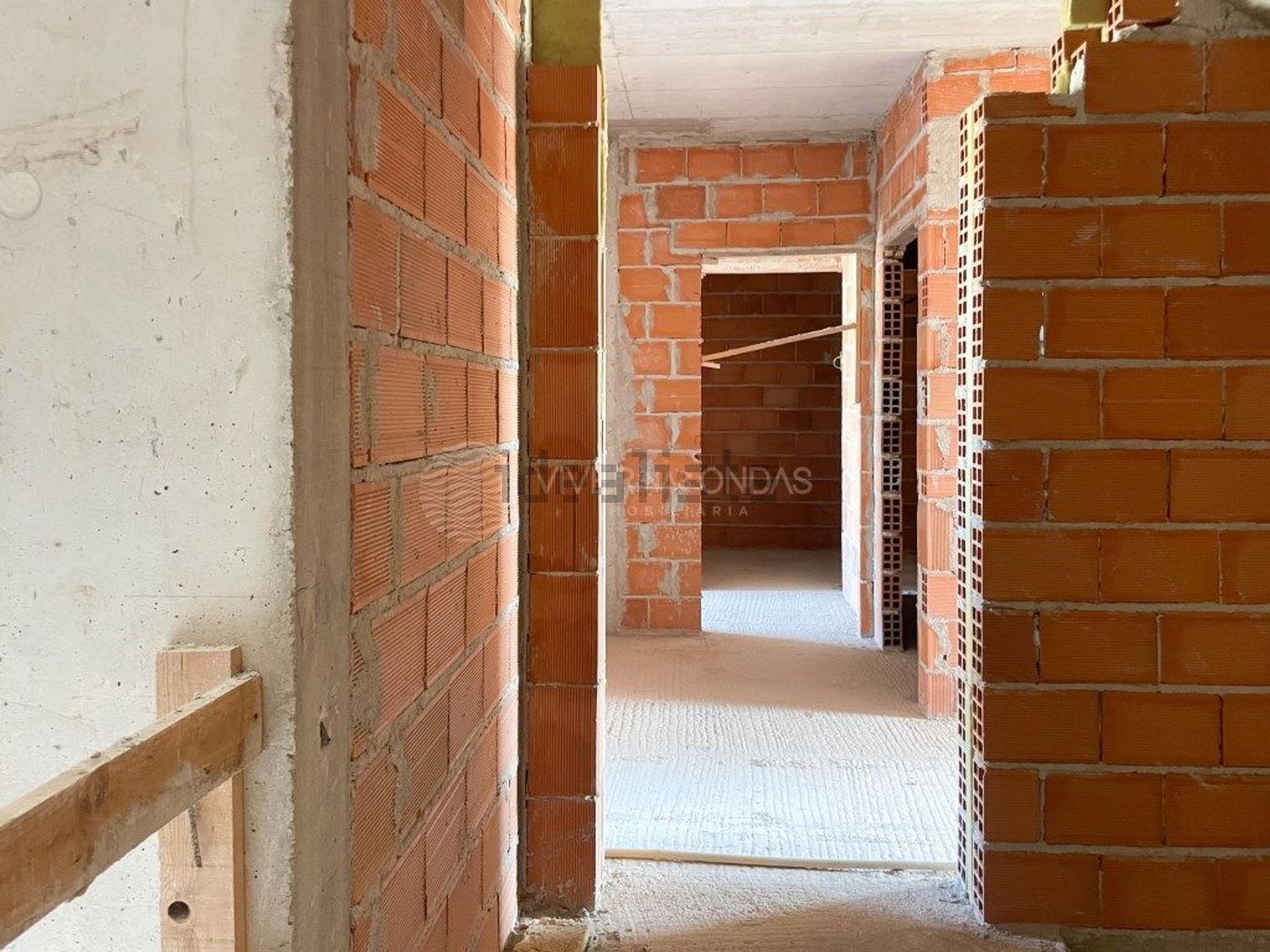 公寓 t1出售在Vale de Milhaços - 过道