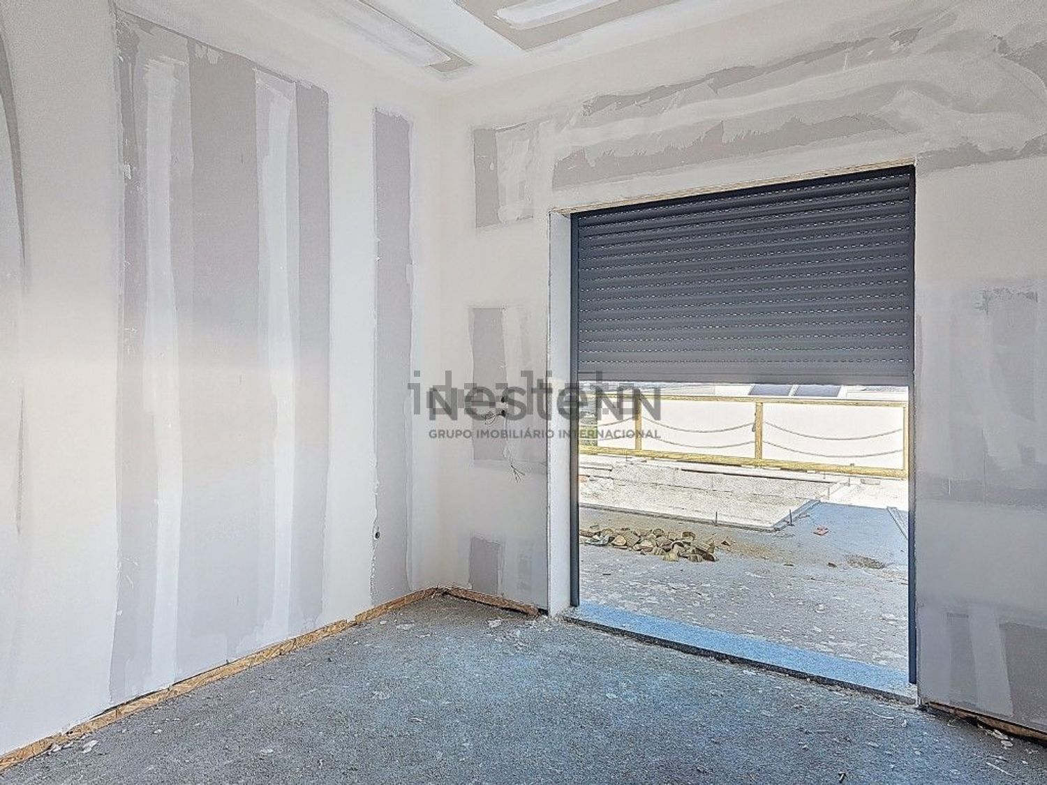 小楼房或独栋别墅出售在Lamas e Cercal - 卧室