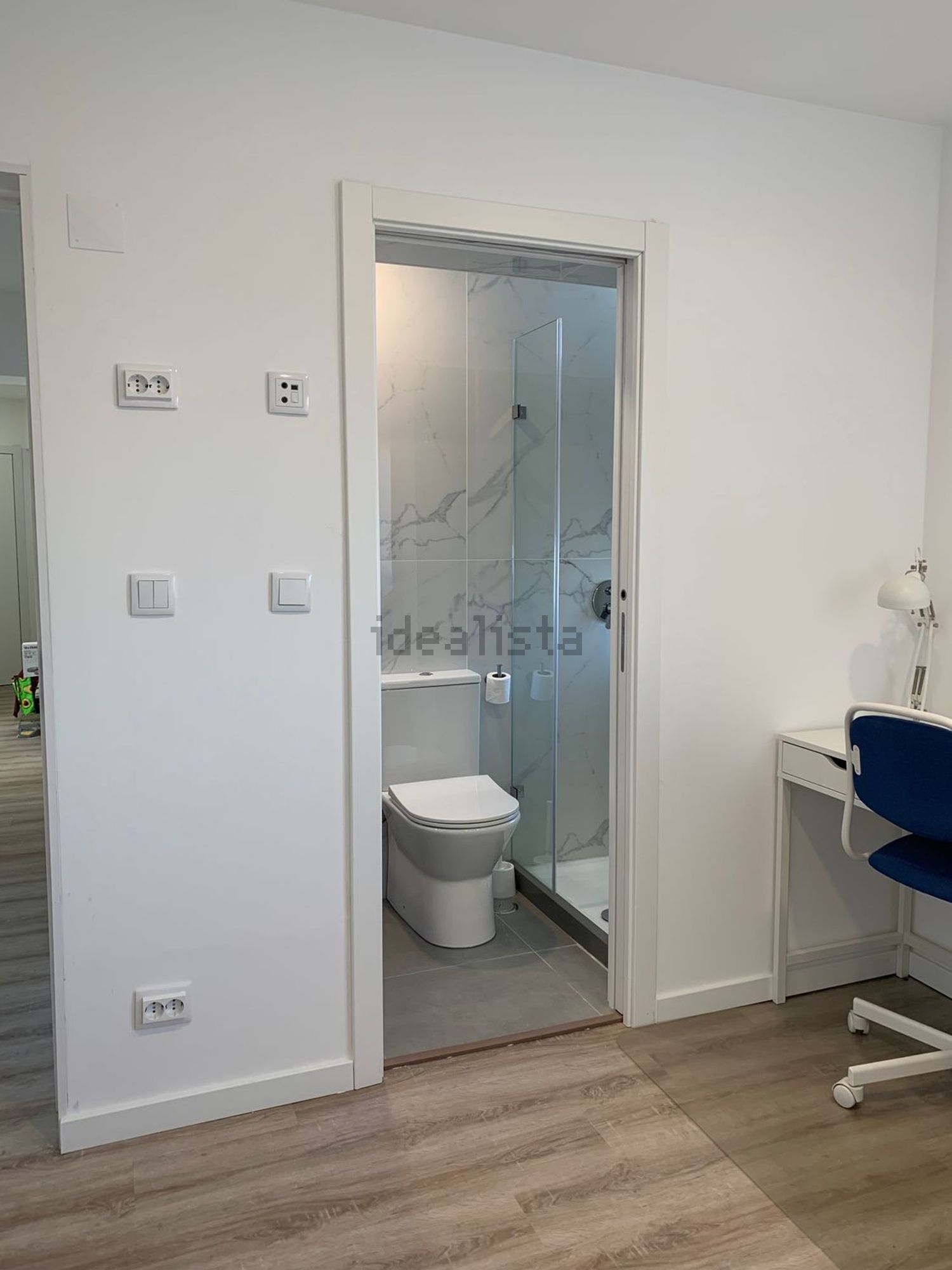 出租房间在Rua Sargento Armando Monteiro Ferreira, 17 - 卫生间