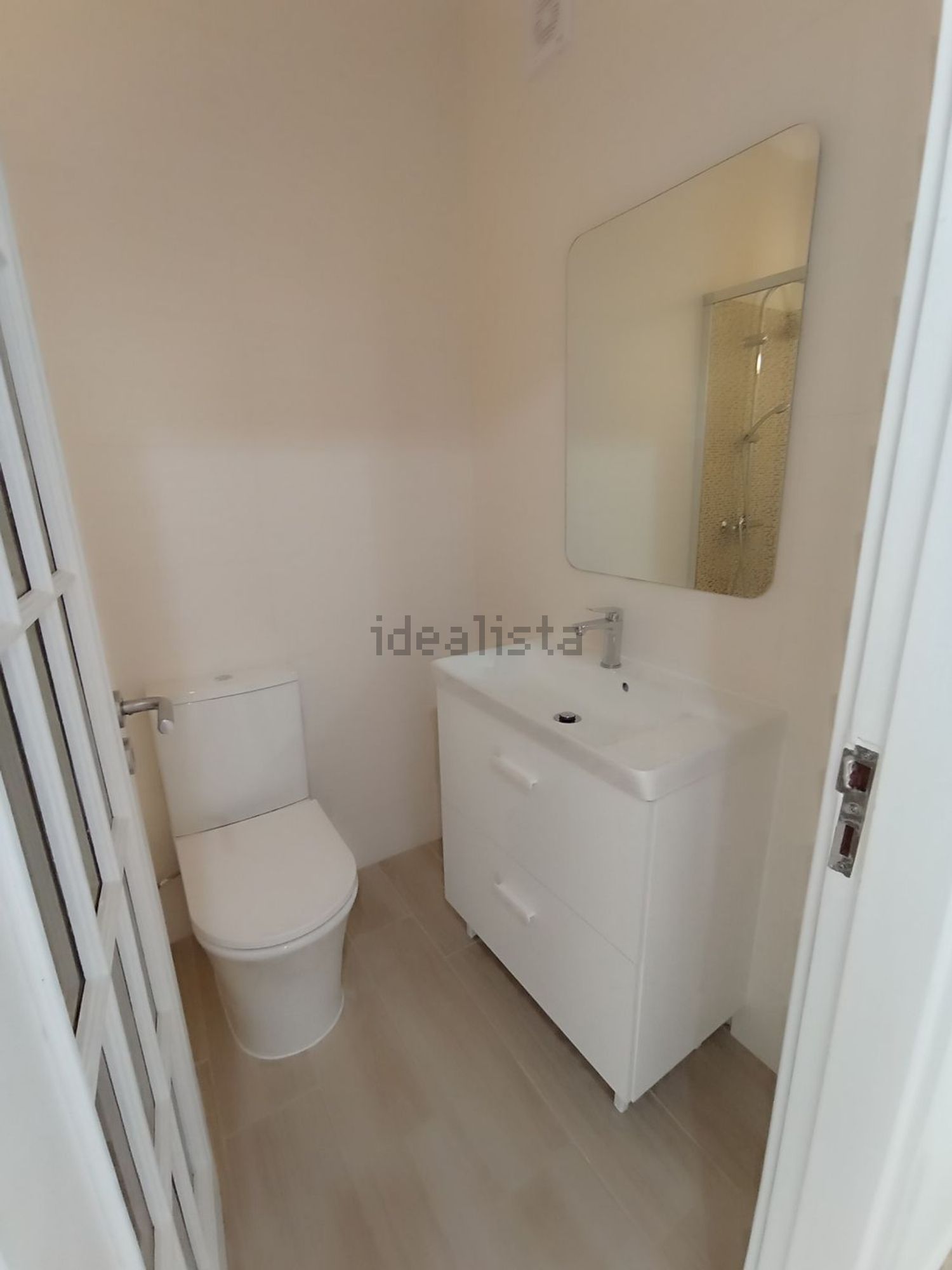 出租公寓 t1在Rua Francisco Vieira de Almeida s/n - 卫生间